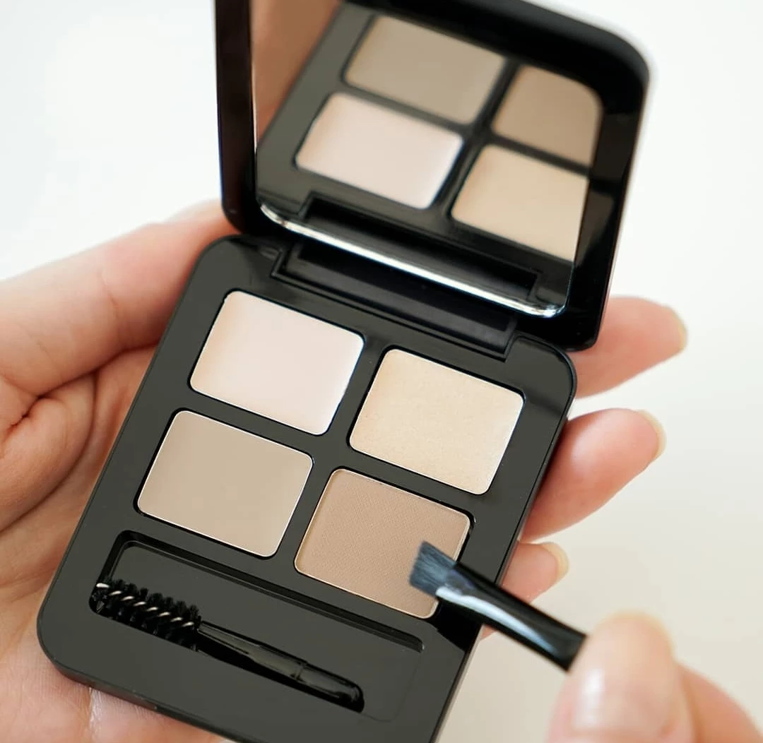 note-02-total-look-brow-kit