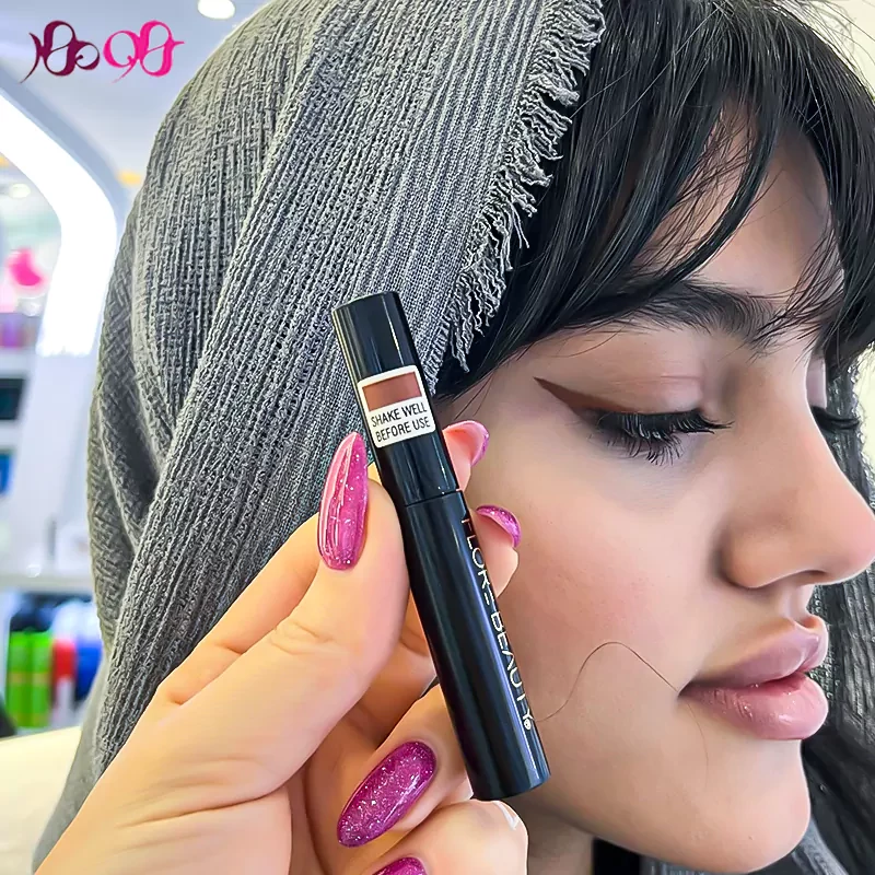 flore-beauty-brown-deep-liner