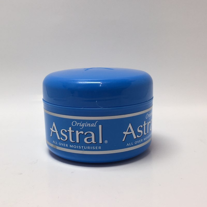 کرم مرطوب کننده 200ml  آسترال - Astral