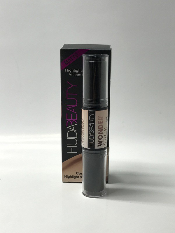 استیک کانتورینگ دو سر بژ متوسط هدی بیوتی - Huda Beauty استیک کانتورینگ دو سر بژ متوسط هدی بیوتی - Huda Beauty