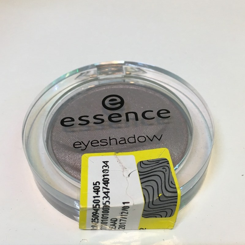 سایه چشم اسنس مدل 10 محصولات - ESSENCE