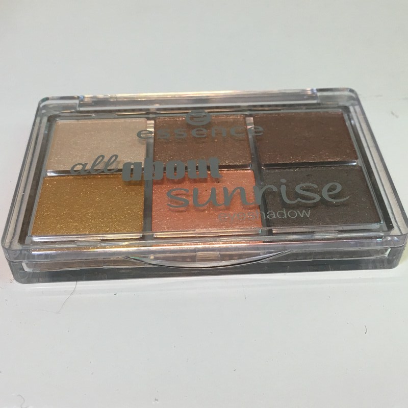 سایه چشم اسنس مدل03 all about Sunrise محصولات - ESSENCE