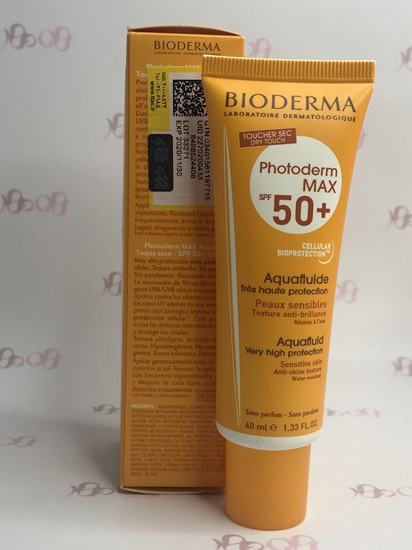 کرم ضد آفتاب بایودرما SPF50 مدل فتودرم مکس آکوا فلوئید حجم 40 میل - BIODERMA