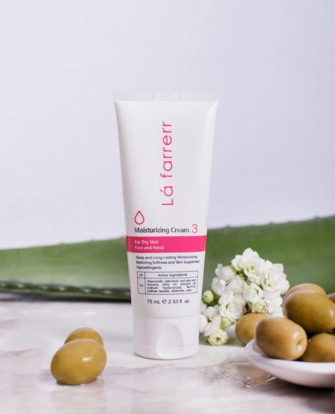 کرم-مرطوب-کننده-و-آبرسان-لافارر-مخصوص-پوست-های-خشک-75-میل-lafarrerr